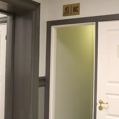 코크스 판시오나트 호텔 2*