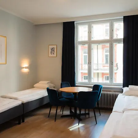 Cochs Hotel 2*